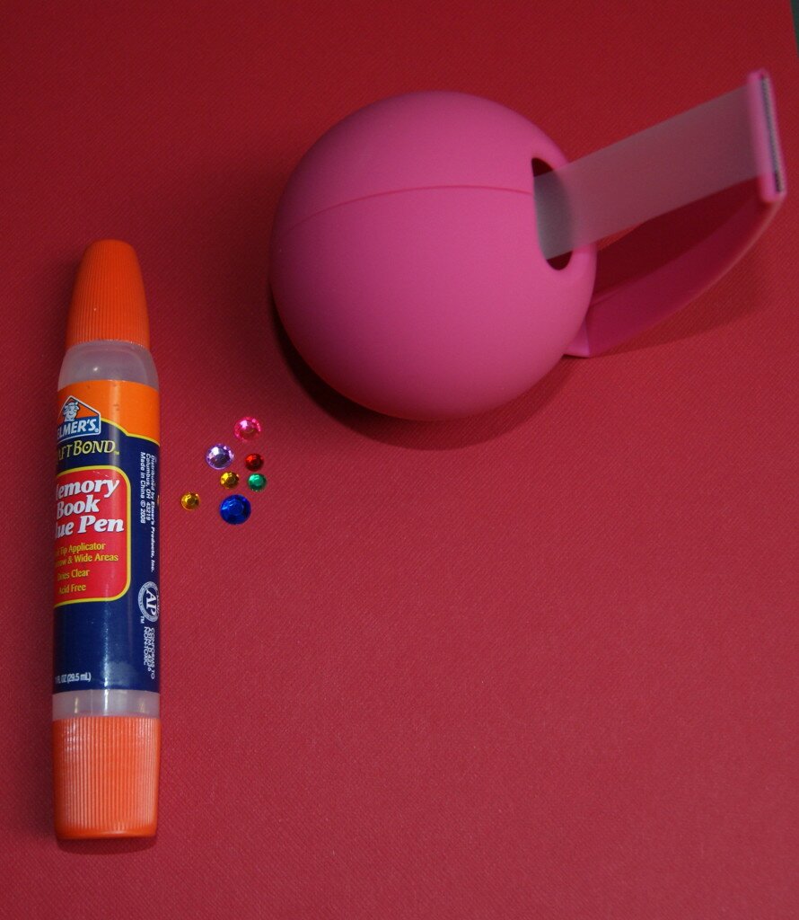 A glue pen from elmer's